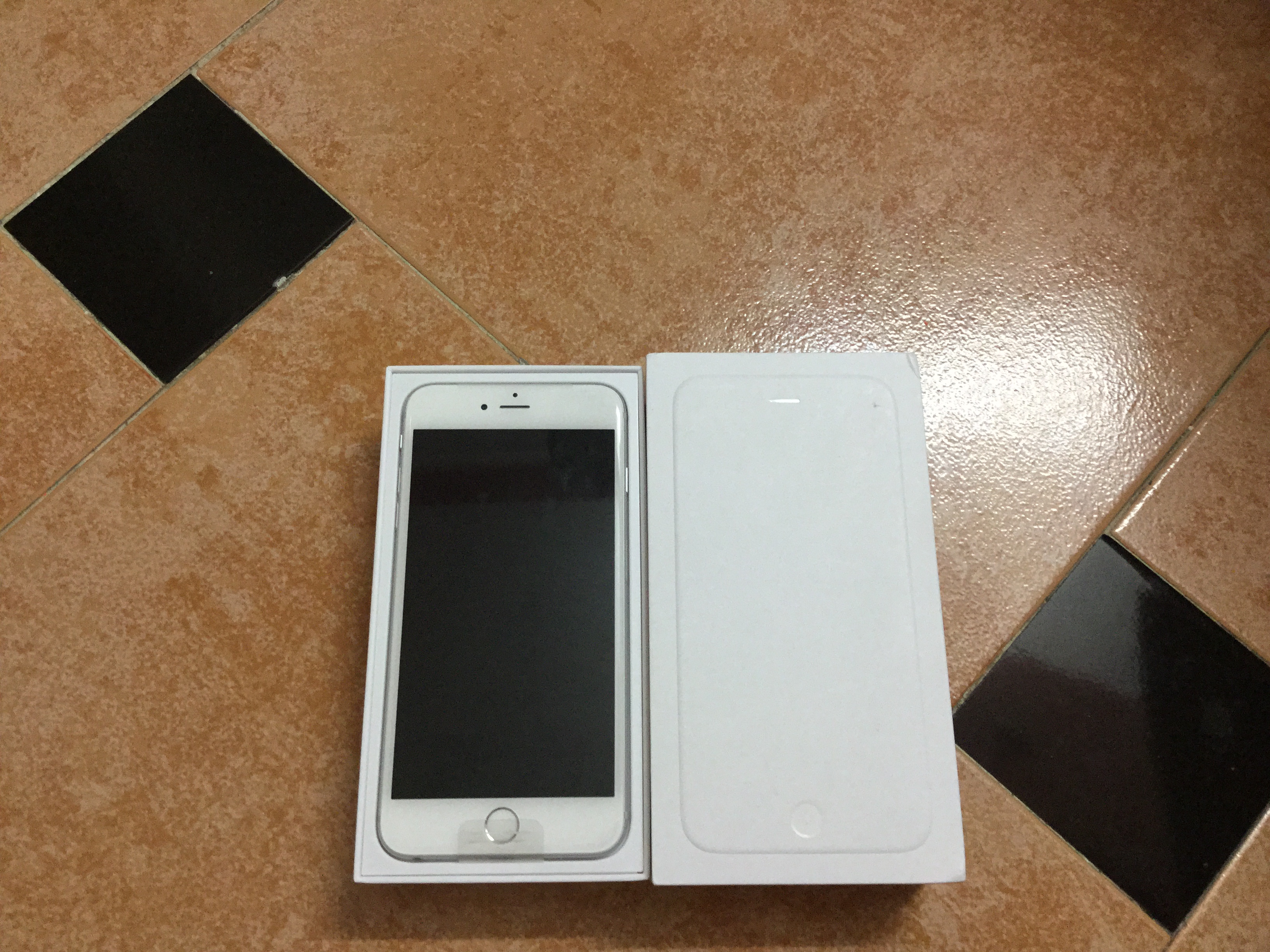 IPhone 6+ 64GB Silver @ Hàng xách tay Canada, phiên bản quốc tế, mới 100% -> 20 triệu - 3