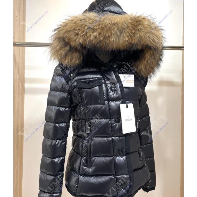 ÁO NỮ MONCLER 