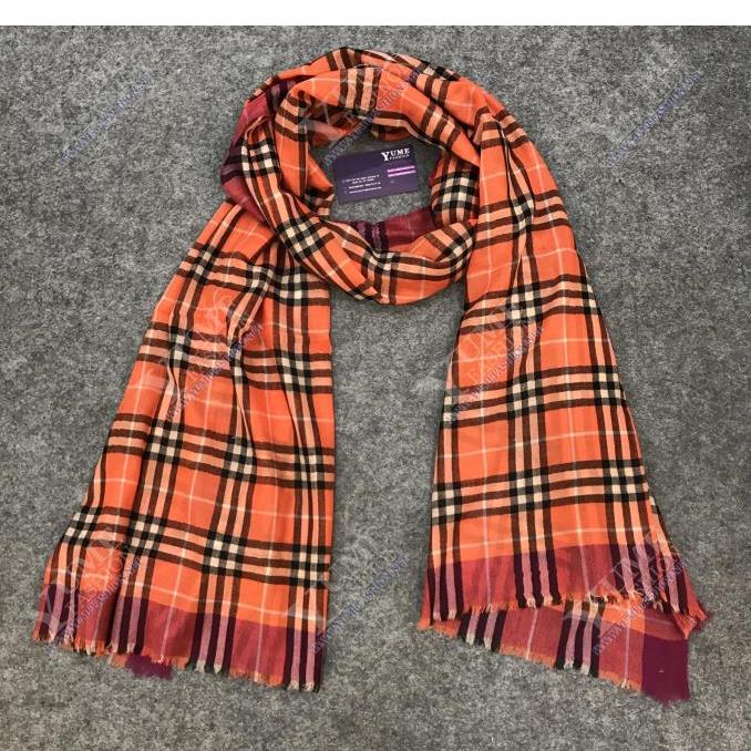 KHĂN CHOÀNG BURBERRY 