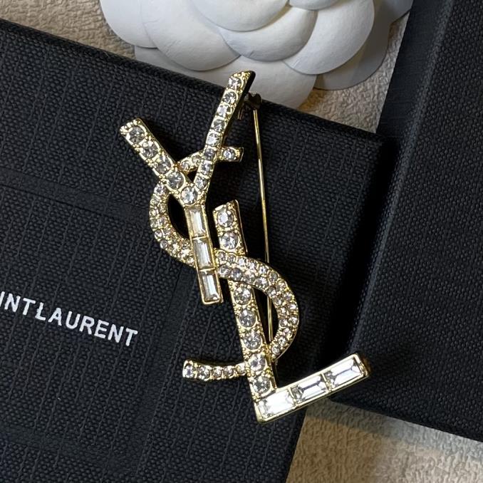 CÀI ÁO Cài Áo YSL