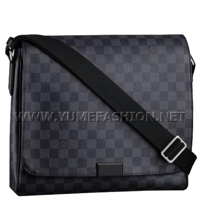 Túi Xách LV&nbsp;DISTRICT MM