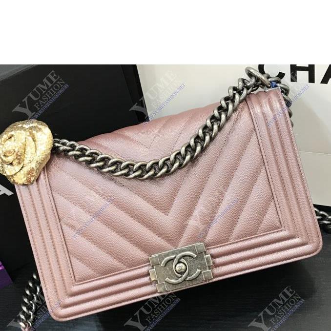 TÚI XÁCH CHANEL Boy V Caviar Leather